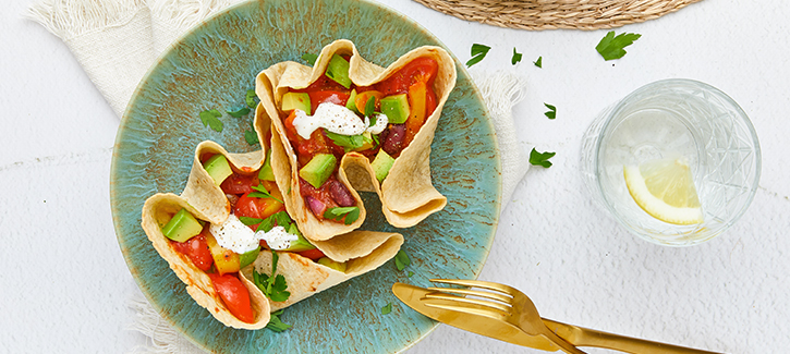 Mexicaanse wrap bowls met avocado