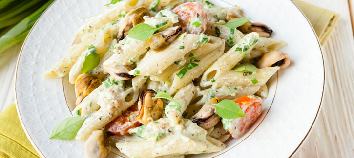 Penne met mosselen en tomaat
