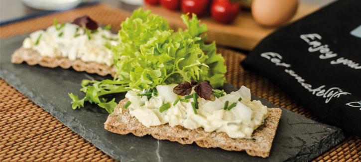 Volkoren cracker met homemade eiersalade