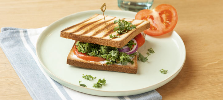 Winterse tosti met geitenkaas en boerenkool