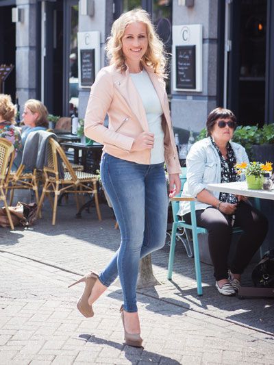 Ik loop weer vol trots over het terras!*